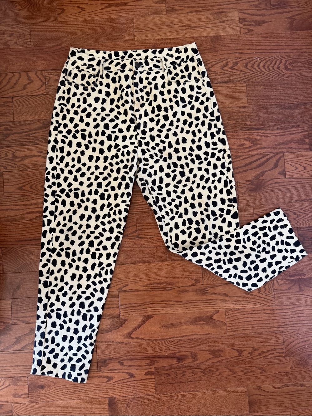 Lucy & Yak Dana High-Waisted Mom Jeans – NYX Print | W32/R